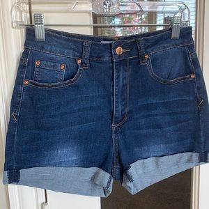 Encore Jeans dark blue cuffed hem shorts, Size 7